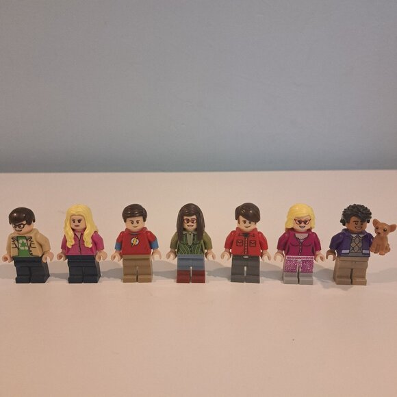 Lego Other - LEGO 2015 Big Bang Theory 21302 Minifigures Only Complete Character Collection